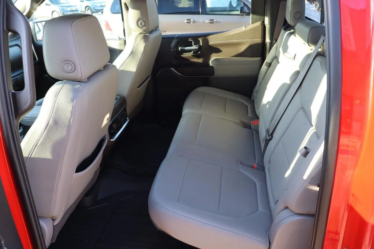 Used 2022 Cardinal Red GMC SLT image 17