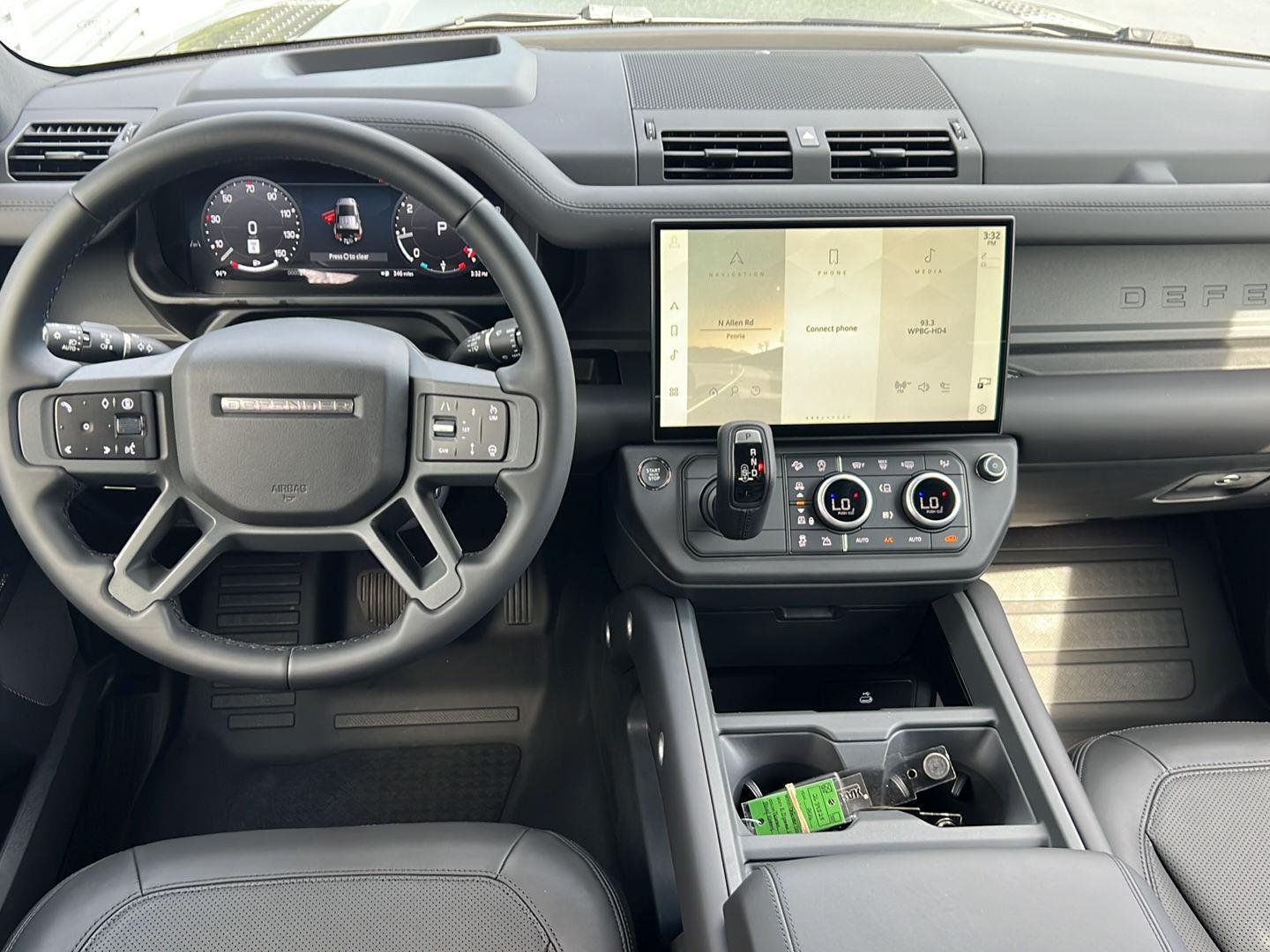2026 Land Rover Defender X-Dynamic SE - Photo 10