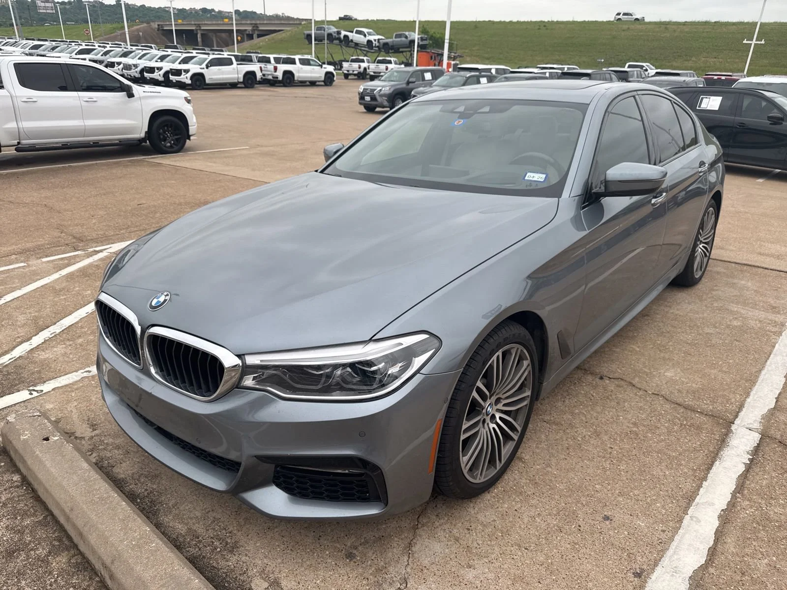 2017 BMW 5 Series 540i Sedan's photo
