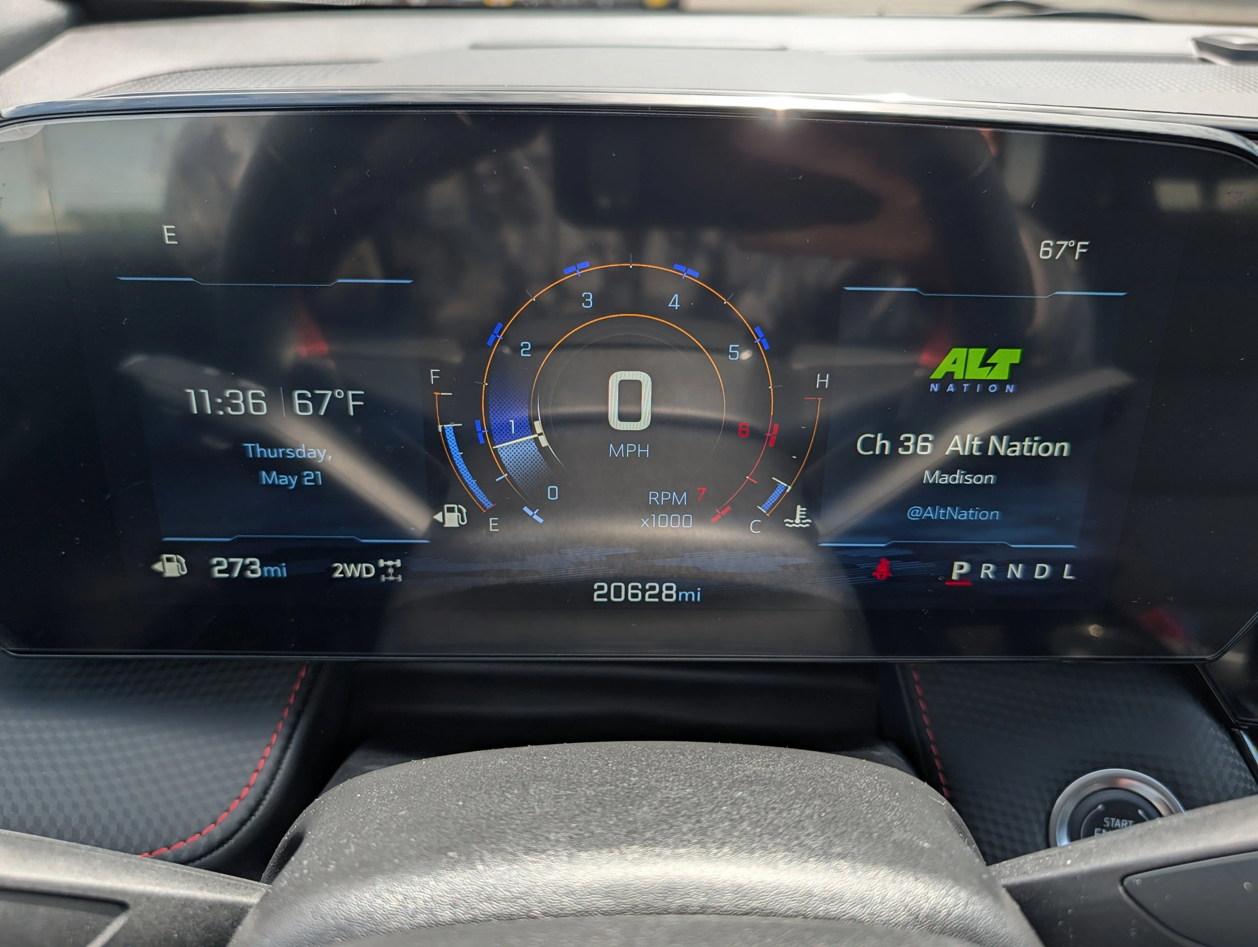 Used 2025 Sterling Gray Metallic Chevrolet AWD RS image 22
