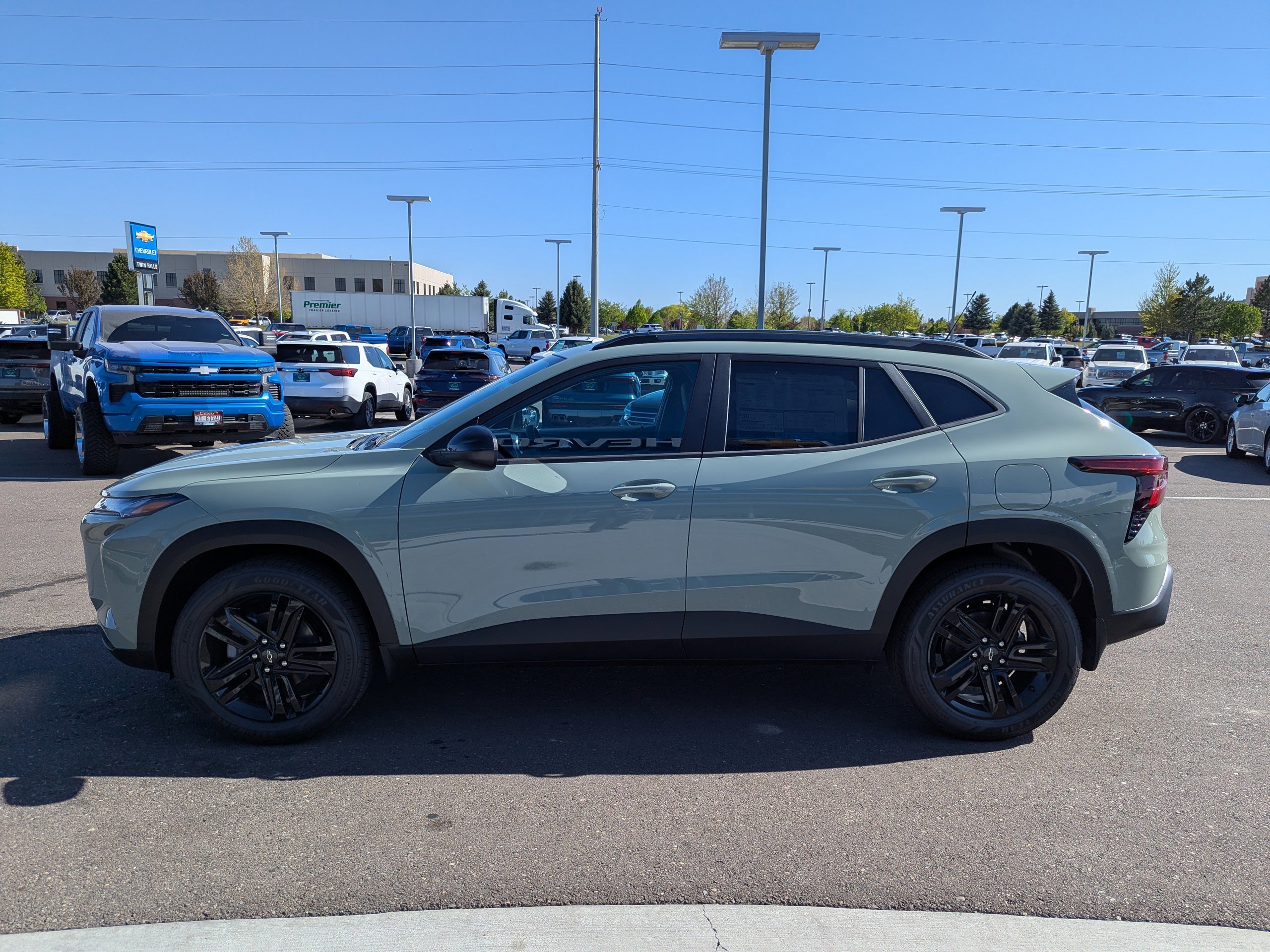 2026 Chevrolet Trax Activ - Photo 7
