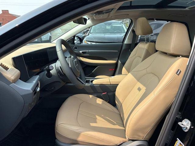 New 2026 Black Hyundai Limited image 14