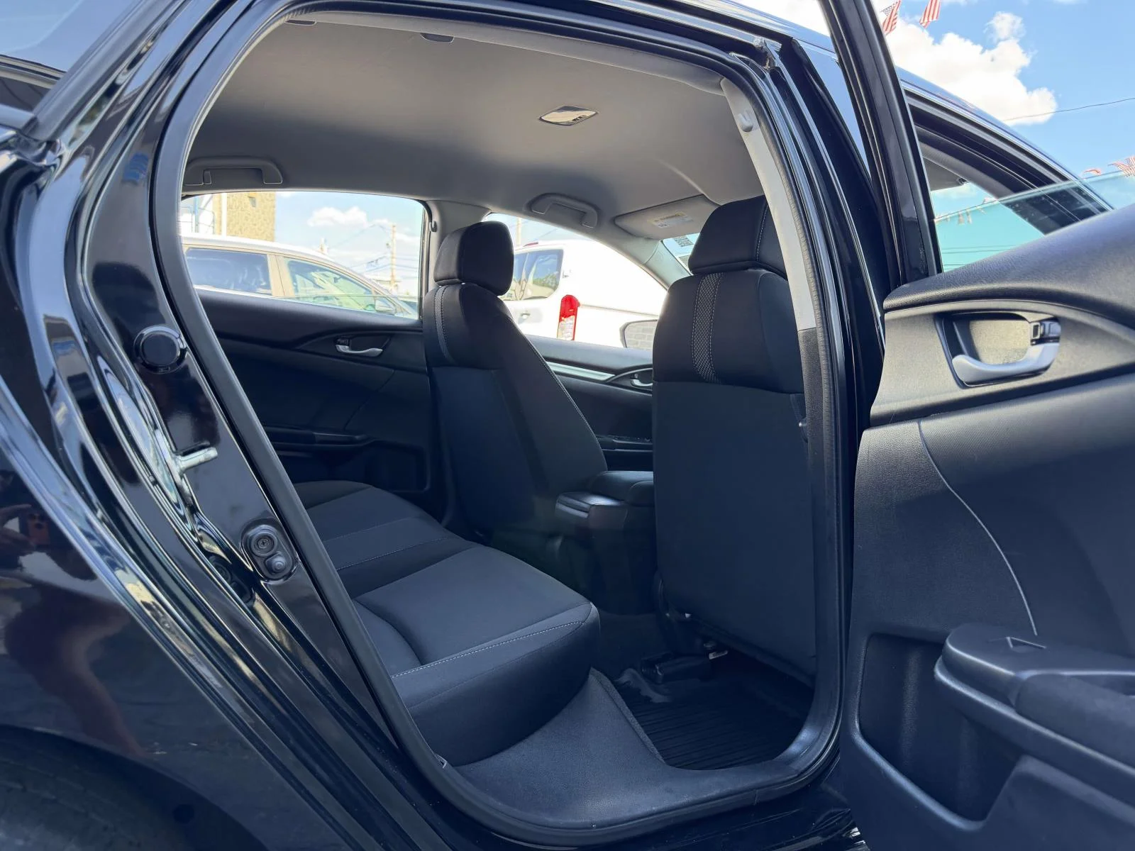 Used 2020 Black Honda LX image 13