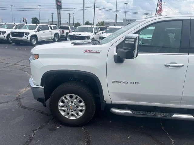 Used 2022 SUMMIT WHITE Chevrolet LTZ image 10