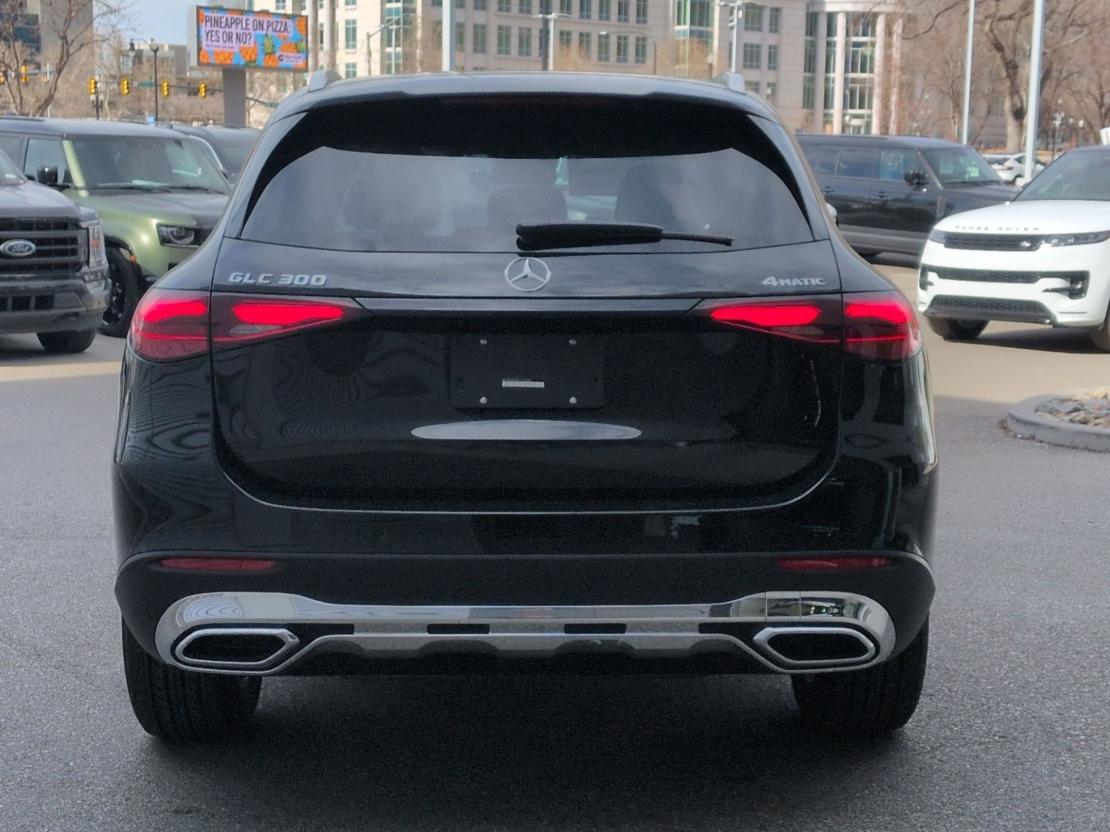 New 2026 Black Mercedes-Benz GLC 300 image 22