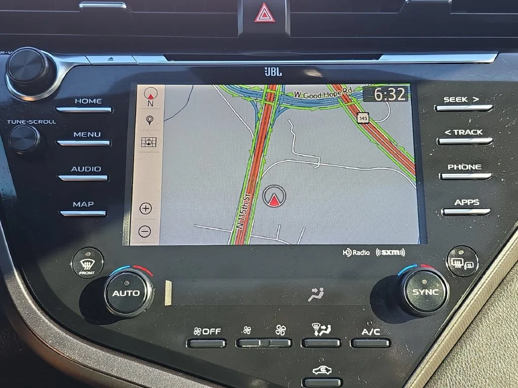 Used 2019 Beige Toyota XSE image 28