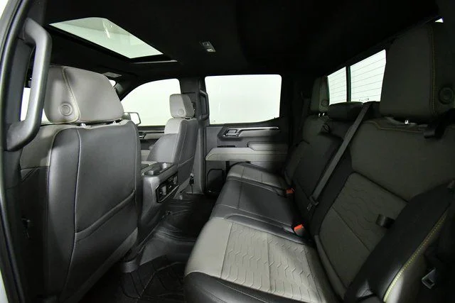 2025 Chevrolet Silverado 1500 ZR2 - Photo 24