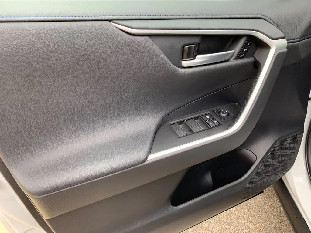 Used 2025 Beige Toyota XSE image 12