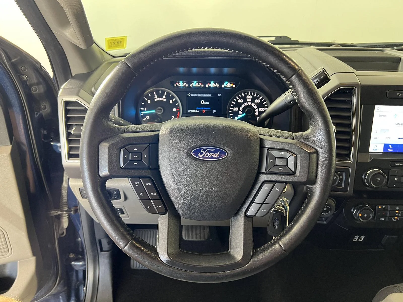 Used 2019 Blue Jeans Ford XLT image 14