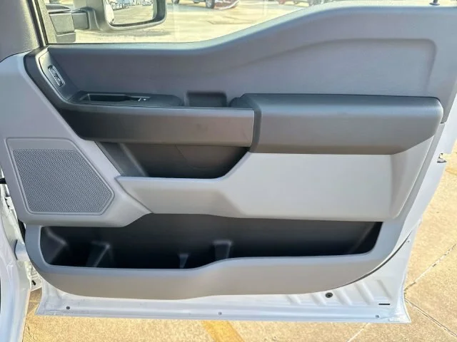 New 2026 Oxford White Ford F-350® XL image 41