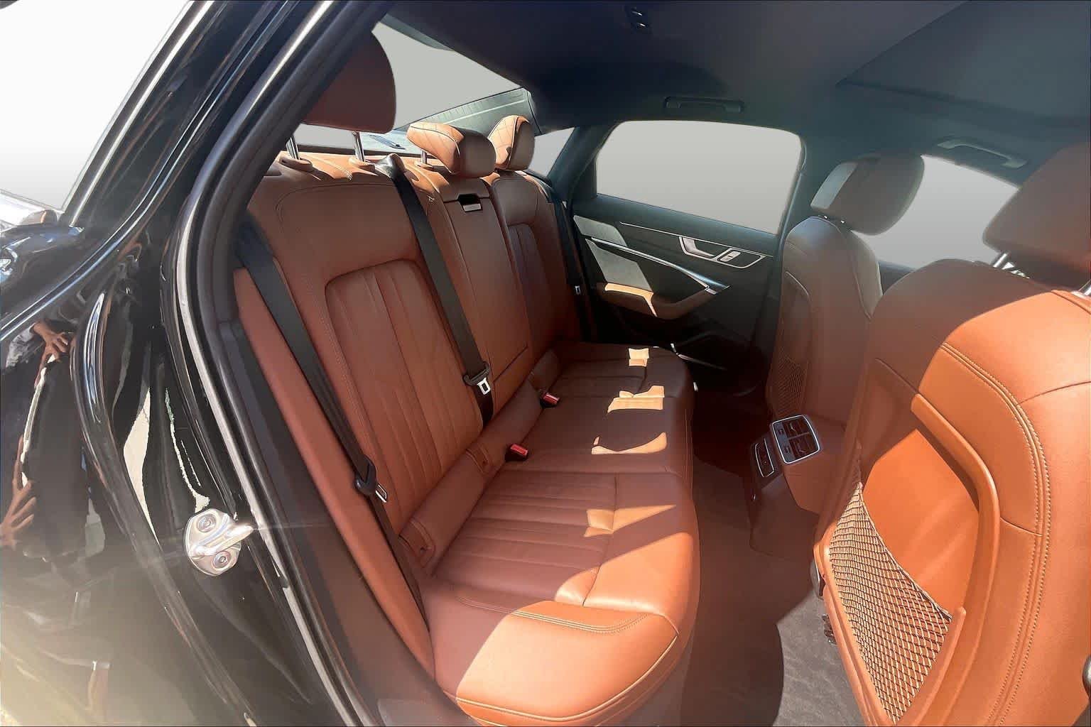 Used 2019 Mythos Black Metallic Audi Premium Plus image 19