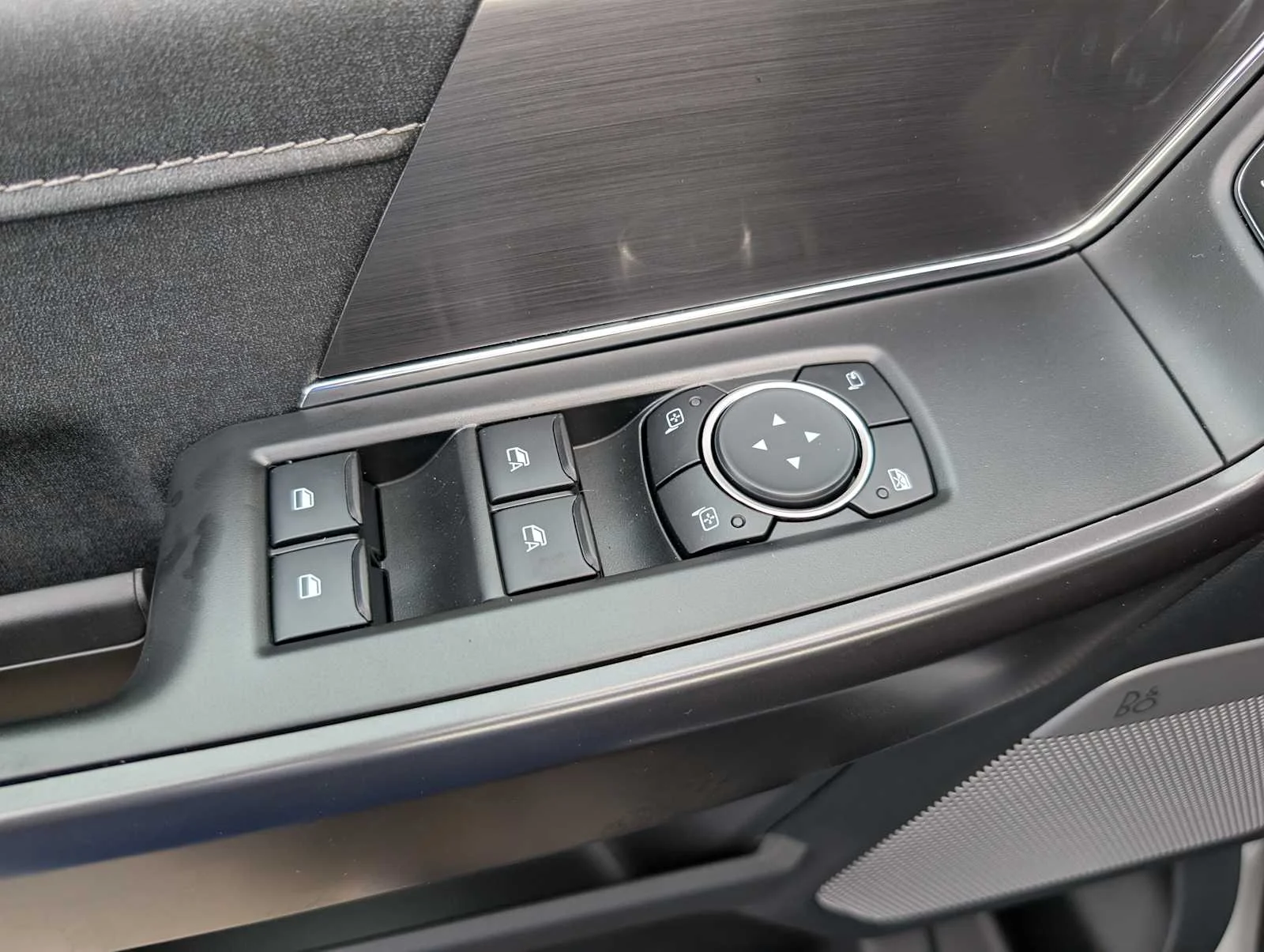 New 2026 Avalanche Ford Lariat® image 32