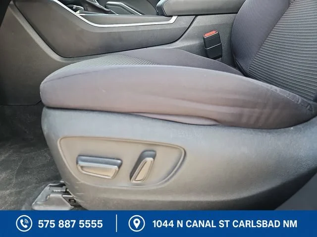 2024 Toyota Highlander LE - Photo 14