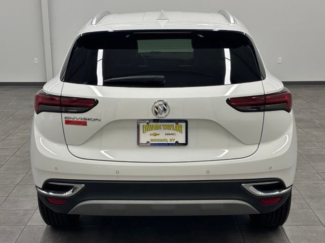 Used 2023 White Buick Preferred image 3