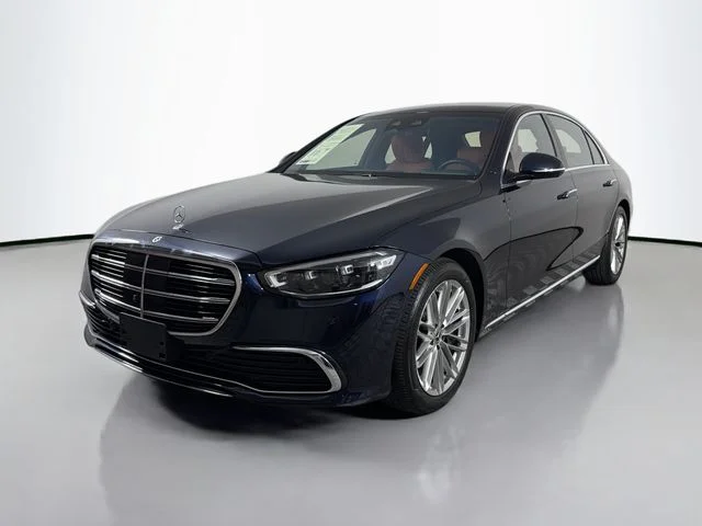 Used 2023 Blue Mercedes-Benz S 580 image 1