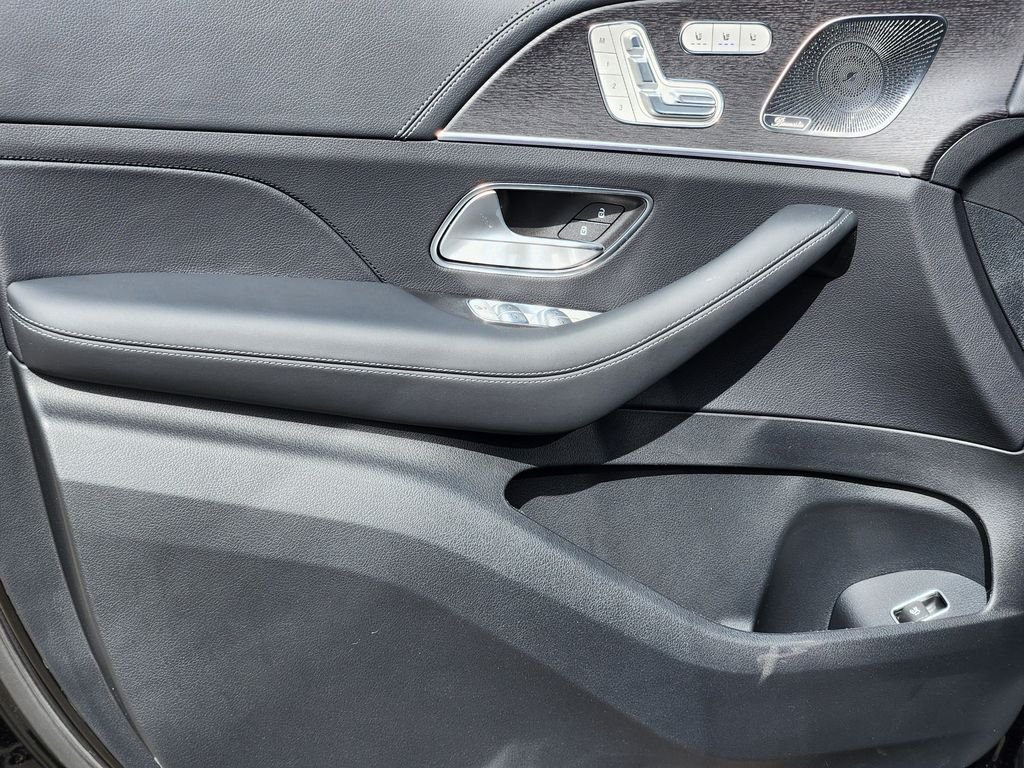 New 2026 Obsidian Black Metallic Mercedes-Benz AMG® GLE53 4MATIC image 13