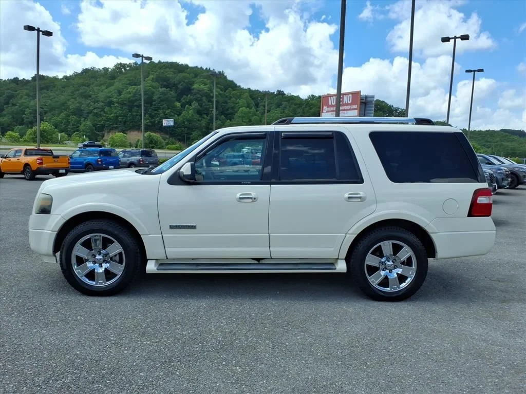 Used 2007 Ford Expedition Limited with VIN 1FMFU205X7LA37079 for sale in Wise, VA