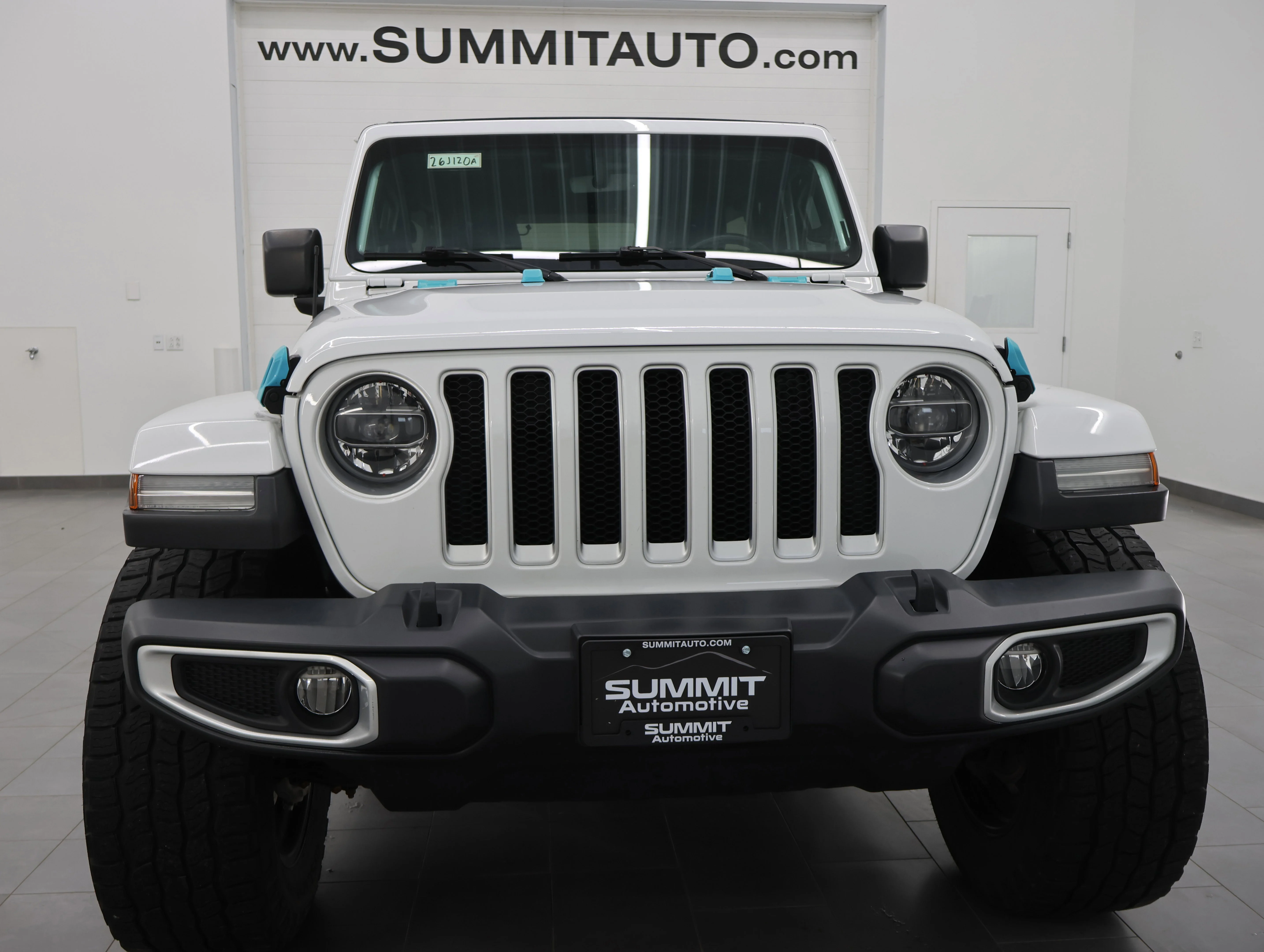 Used 2019 Bright White Clearcoat Jeep Unlimited Sahara image 19