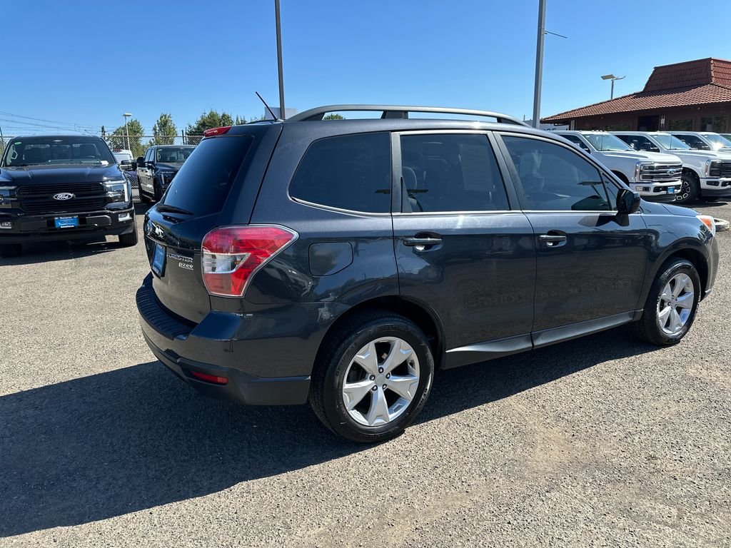 Used 2015 Gray Subaru 2.5i Premium image 7