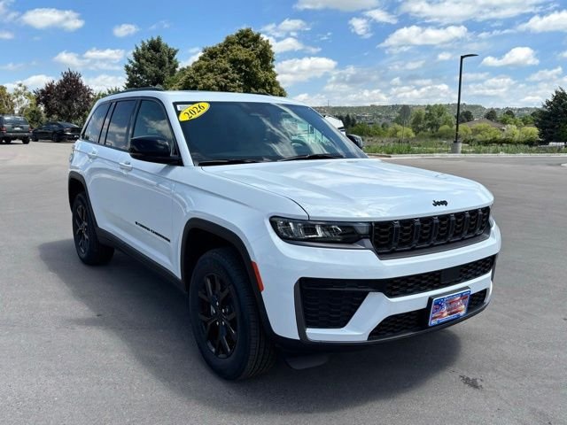 New 2026 Bright White Clear-Coat Exterior Paint Jeep Altitude image 7
