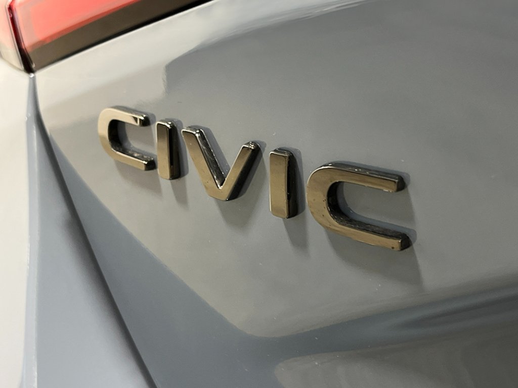New 2026 Sonic Gray Pearl Honda  image 6