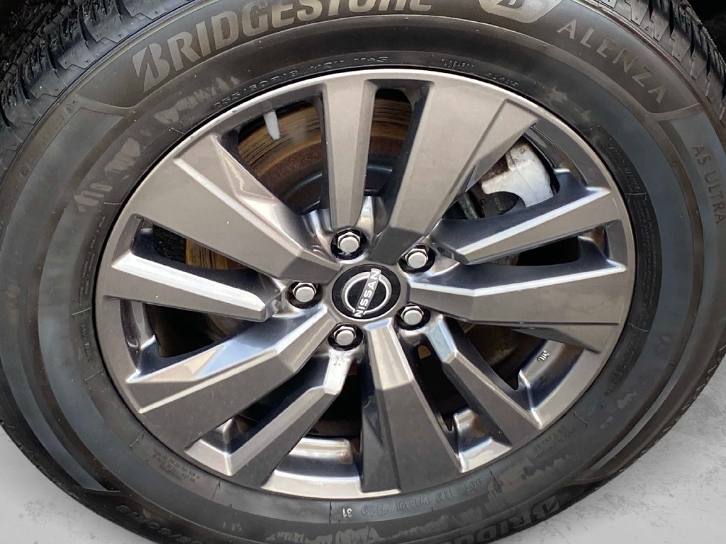 Used 2022 Silver Nissan SV image 33