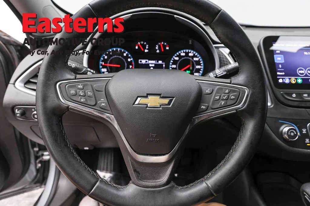 Used 2024 Gray Chevrolet RS image 10