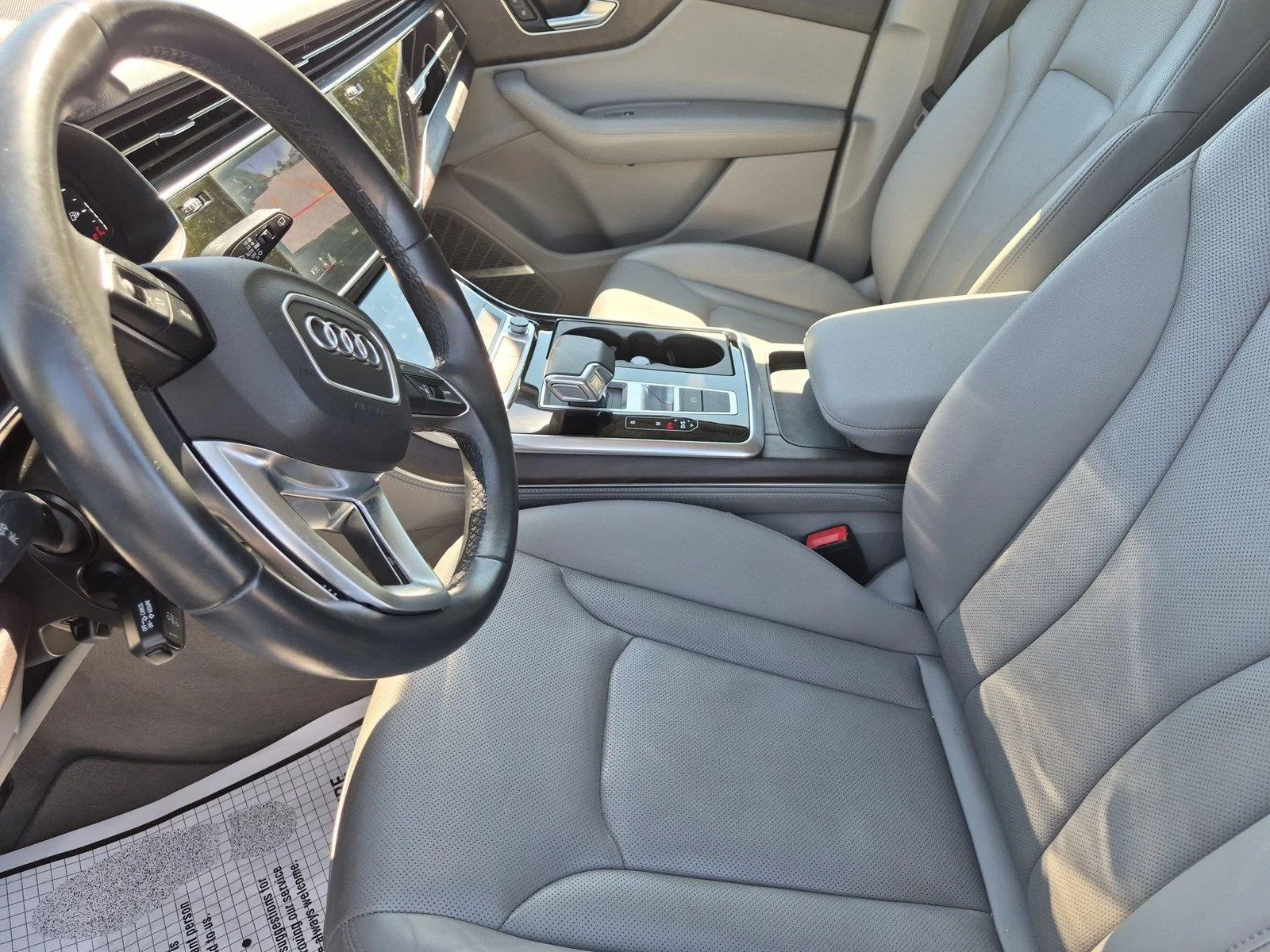Used 2022 Florett Silver Metallic Audi Premium Plus image 17
