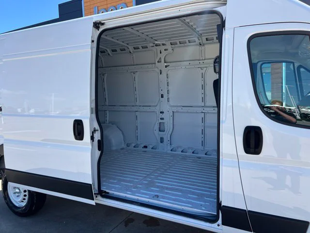 Used 2025 White Ram High Roof image 26