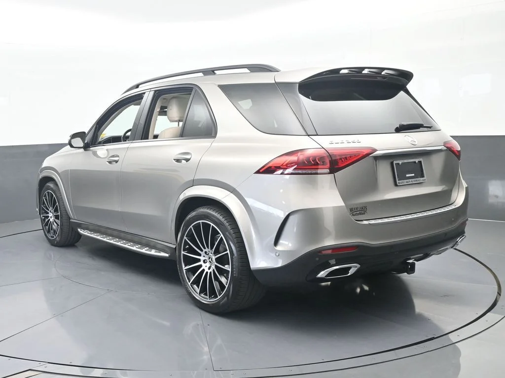 Used 2022 Gold Mercedes-Benz GLE 350 image 4