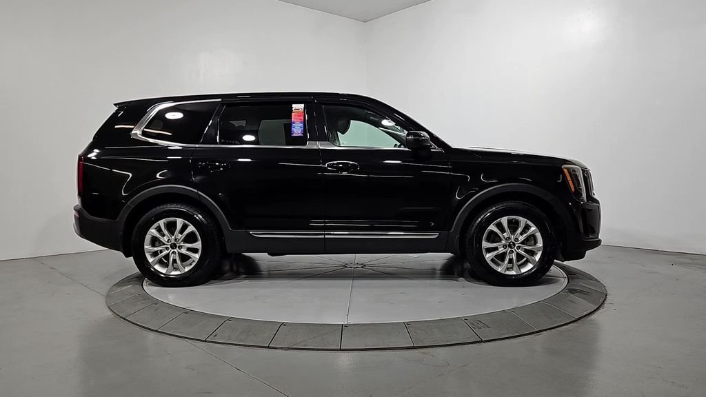 Used 2020 Ebony Black Kia LX image 7