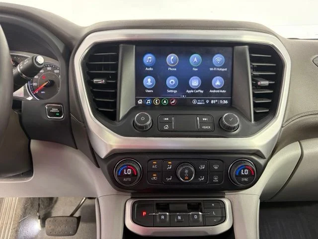 Used 2023 White GMC SLT image 26