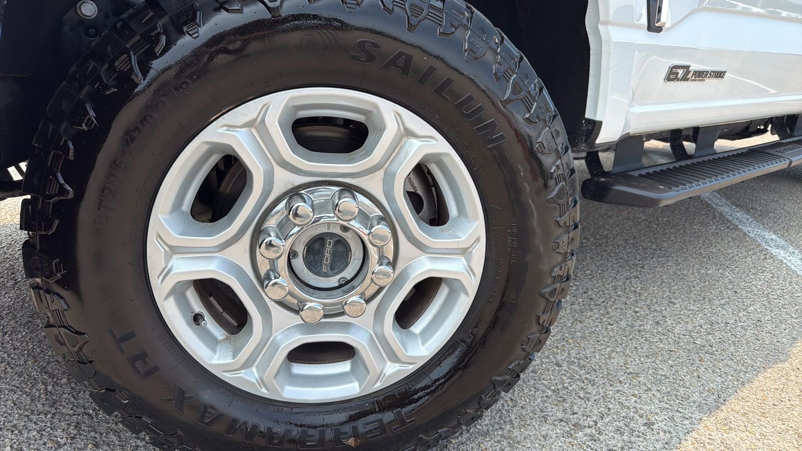 Used 2025 White Ford XLT image 27