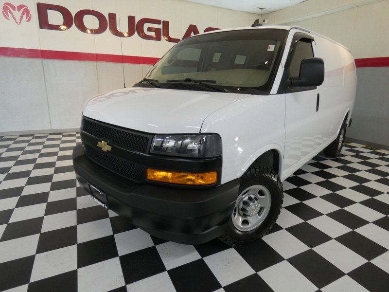Used 2023 SUMMIT WHITE Chevrolet RWD 2500 135" image 1