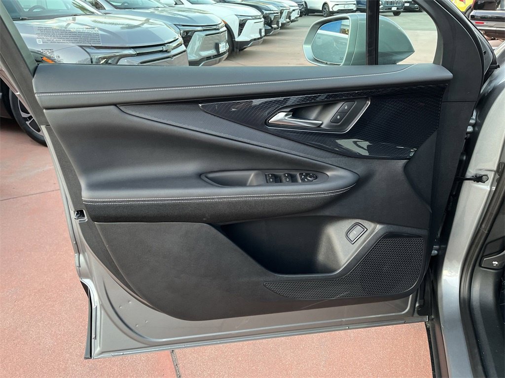 2026 Chevrolet Blazer EV LT - Photo 21
