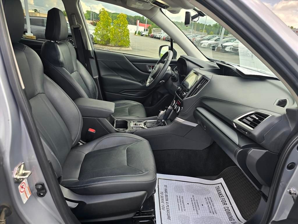 Used 2019 Silver Subaru Limited image 15