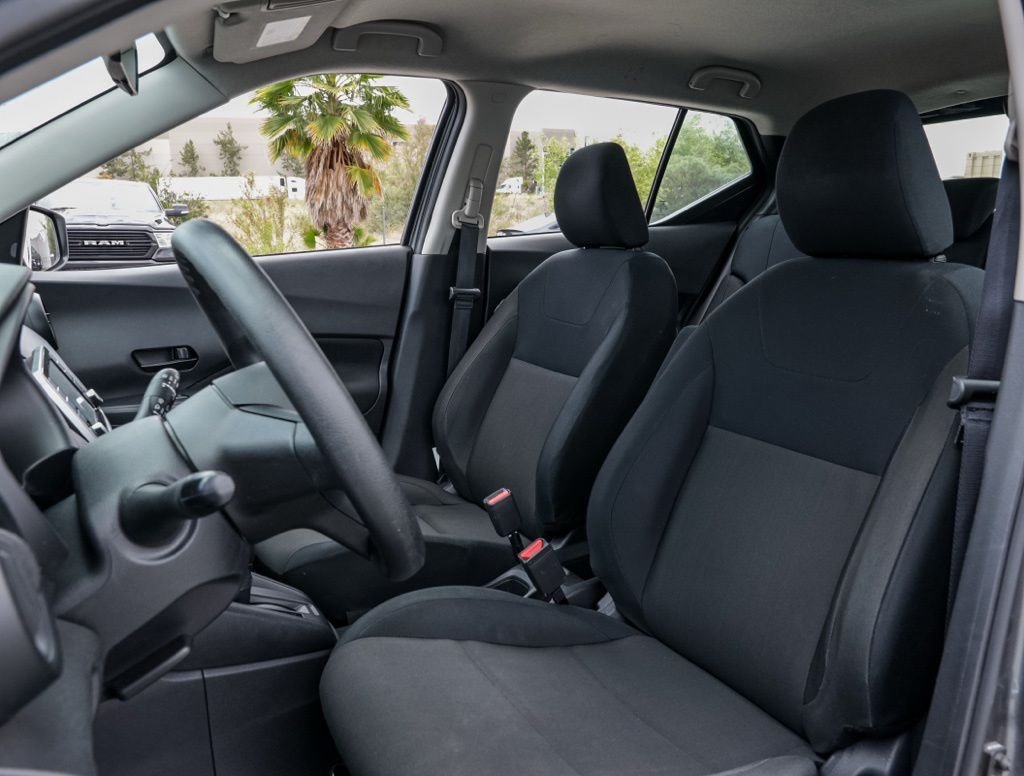 Used 2024 Gray Nissan S image 15