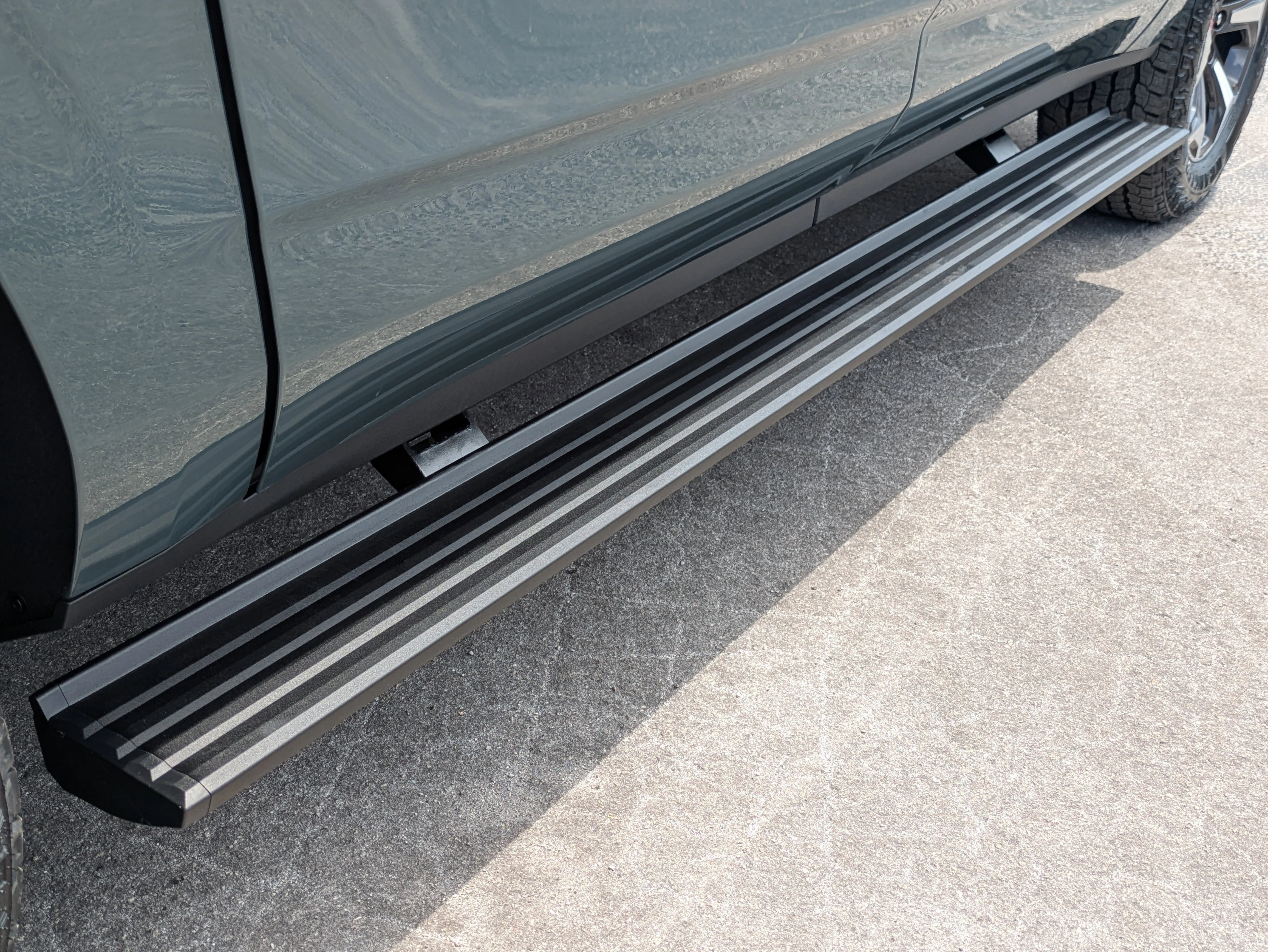2026 GMC Yukon XL AT4 Ultimate - Photo 14