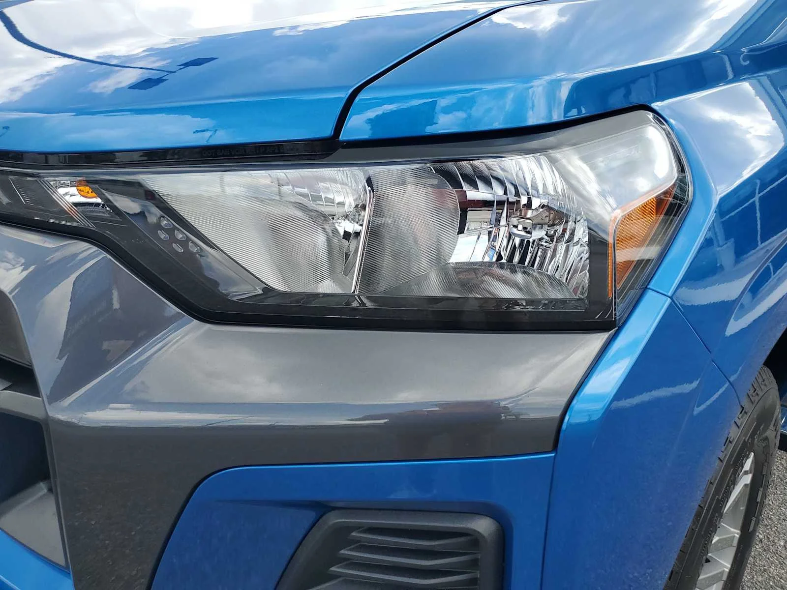 Used 2023 GLACIER BLUE METALLIC Chevrolet 2WD LT image 13