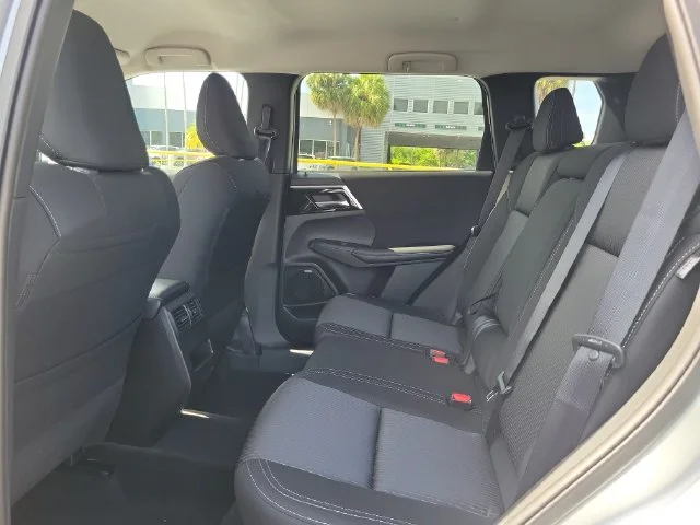 Used 2026 Silver Mitsubishi ES image 12