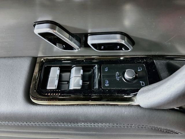 Used 2025 Red Land Rover SE image 19