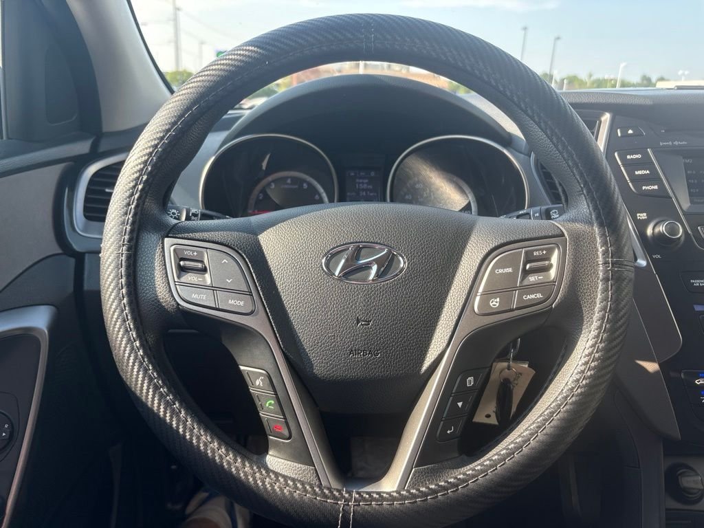 Used 2016 Iron Frost Hyundai SE image 14
