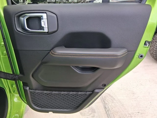 New 2026 Mojito Exterior Paint Jeep Sahara image 22