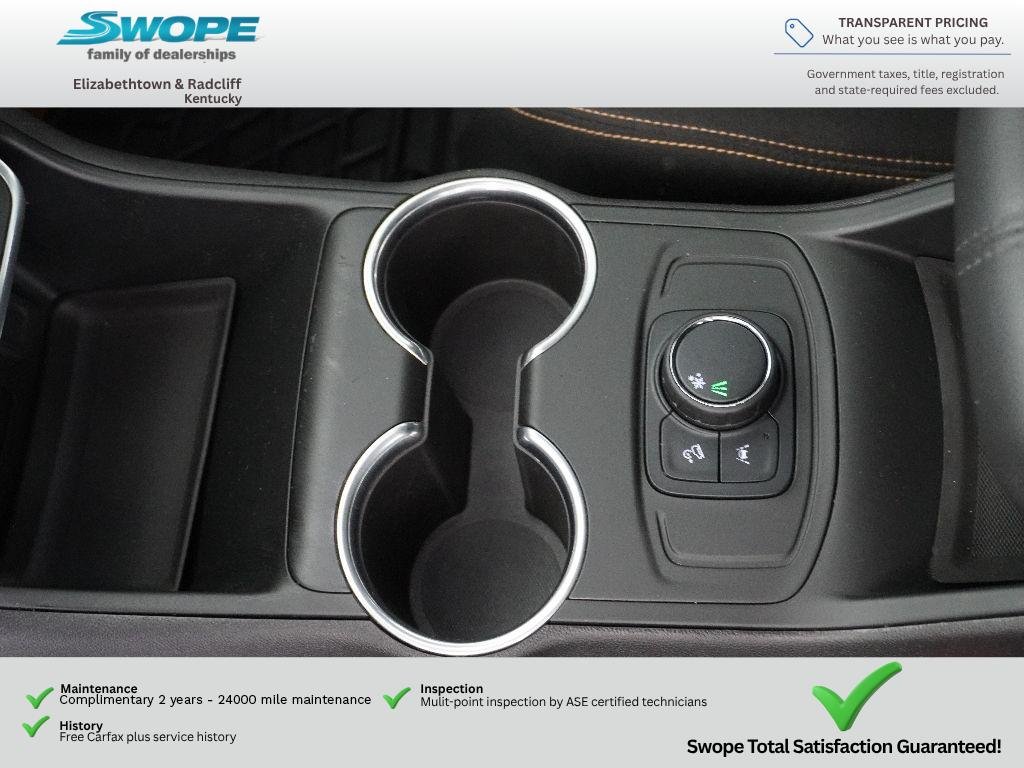Used 2021 Blue Emerald Metallic GMC SLE image 24