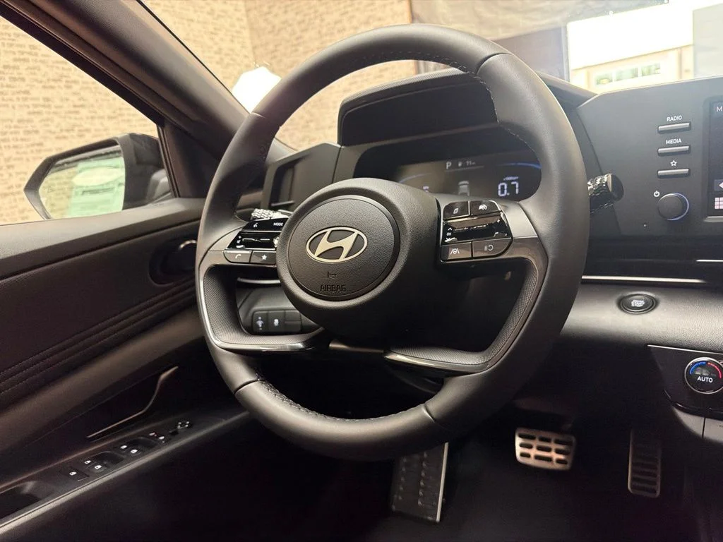 New 2026 Abyss Black Hyundai SEL Sport image 16