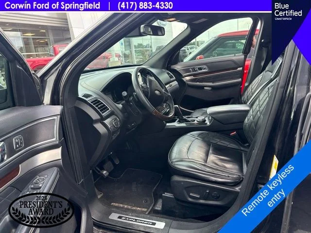 Certified Used 2019 Agate Black Metallic Ford Platinum image 14