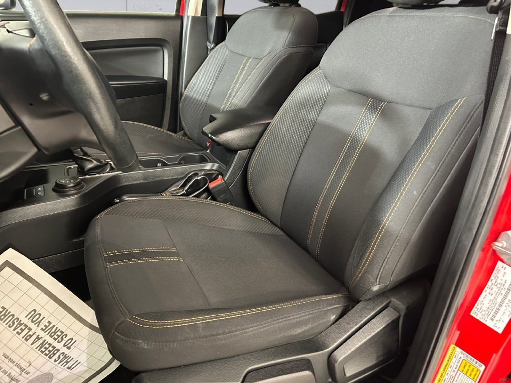 Used 2022 Red Ford XLT image 8