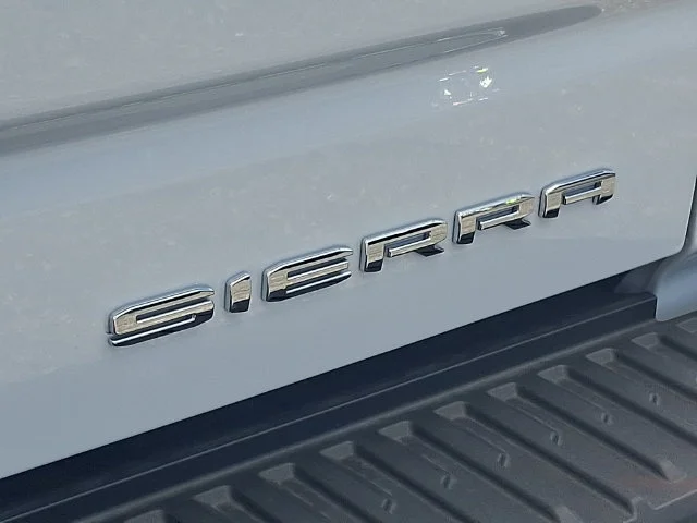 New 2026 Glacier White Tricoat GMC Denali Ultimate image 23