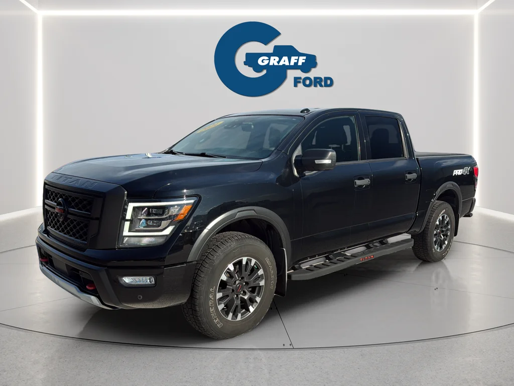 Used 2021 Black Nissan PRO-4X image 2