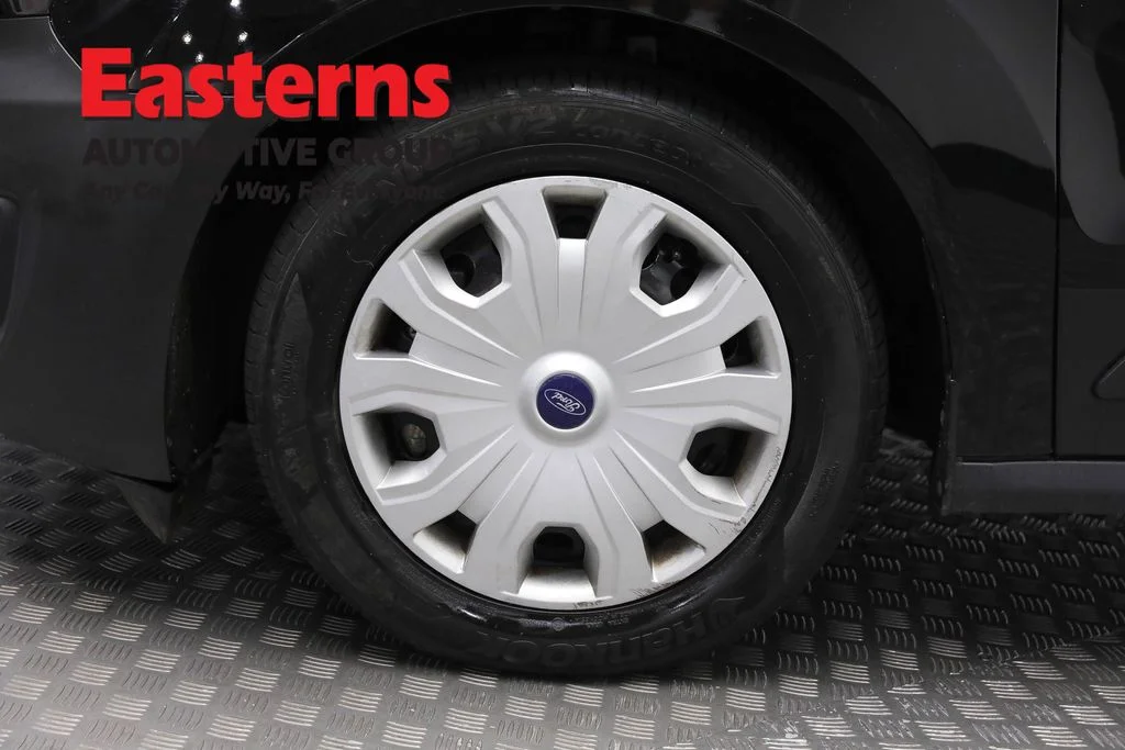 Used 2022 Black Ford XL image 30